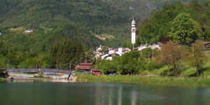 IL LAGHETTO MAIN DI POSINA